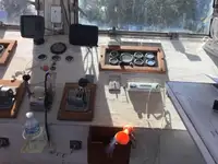 登陆艇，坦克 待售