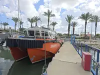 海上风电场服务船 待售