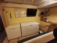 滚装船 待售
