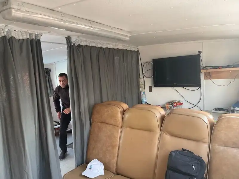 集装箱船 待售