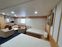 冷藏船 待售