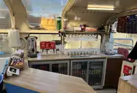 渡轮 待售