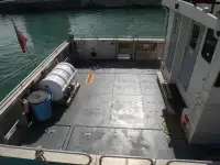 海上风电场服务船 待售