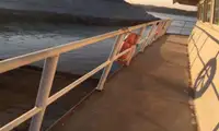 驳船 待售