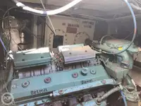 登陆艇，坦克 待售