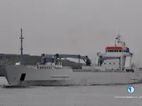 冷藏船 待售
