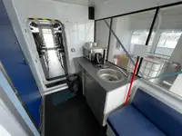 集装箱船 待售