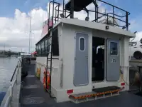 海上风电场服务船 待售
