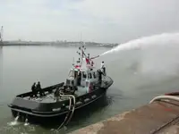 拖船 待售