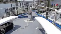 渡轮 待售