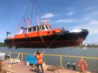 测量船 待售