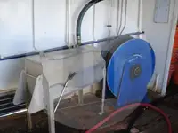 活鱼运输船 待售