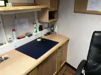 渡轮 待售