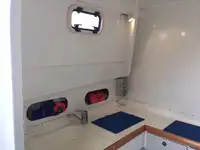 科考船 待售