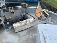 拖船 待售