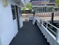 邮轮 待售