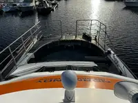 双体船 待售