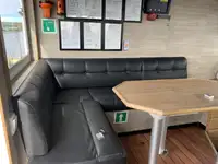 双体船 待售