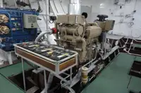 滚装船 待售