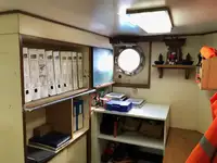 拖船 待售