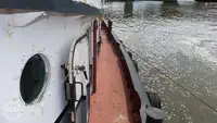 拖船 待售