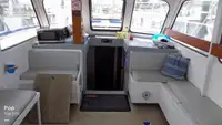 渡轮 待售