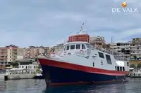 渡轮 待售