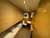 供应船 待售