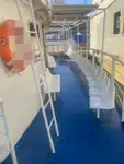 渡轮 待售