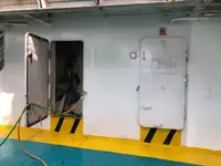 滚装船 待售
