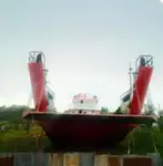 登陆艇，坦克 待售