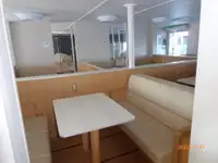 渡轮 待售