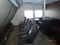渡轮 待售
