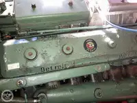 登陆艇，坦克 待售