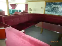 渡轮 待售