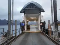 滚装船 待售