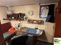 供应船 待售