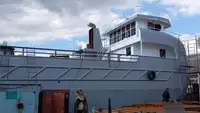 拖船 待售