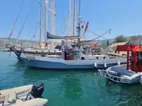 消防船 待售