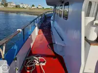 渡轮 待售