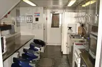 科考船 待售