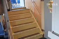 渡轮 待售