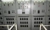 登陆艇，坦克 待售