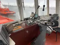 拖船 待售