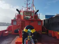 拖船 待售