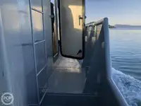 供应船 待售