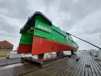 海上风电场服务船 待售