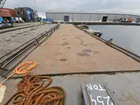 驳船 待售