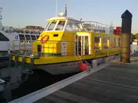 渡轮 待售