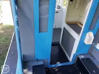 渡轮 待售